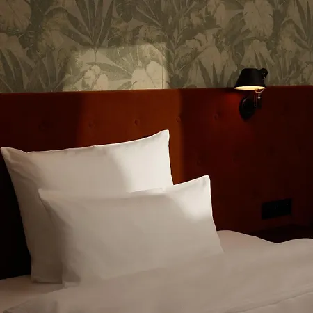 Hotell The Cloud One 3*