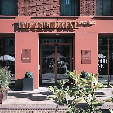 The Cloud One 3*