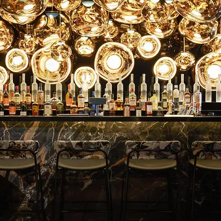 호텔 The Cloud One